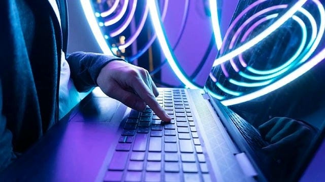 未来を創る電子機器の心臓部プリント基板の秘密と最前線技術