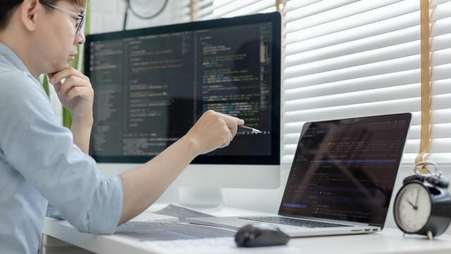 電子機器の核心を握るプリント基板の知られざる秘密と未来展望